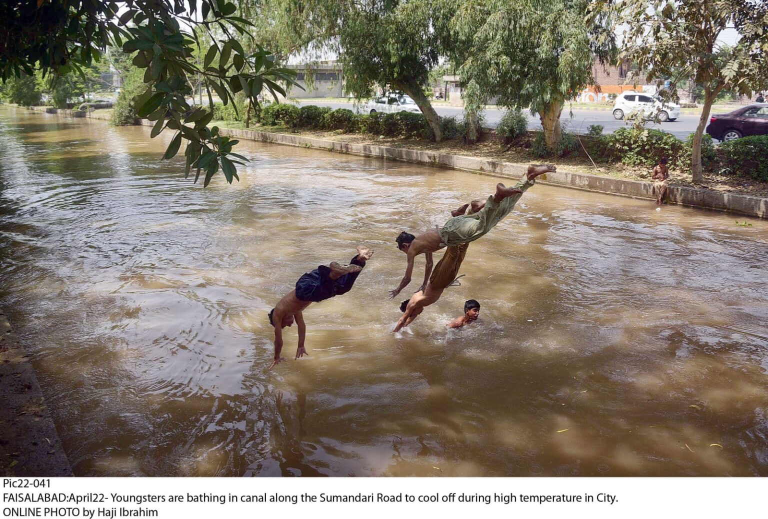 pakistan-roasts-in-record-setting-heat-wave-independent-pakistan