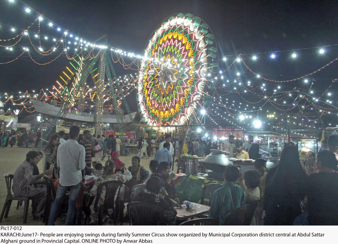 KARACHI: Summer circus