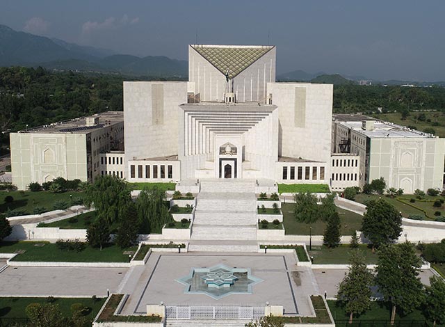 Violent March: SC hints at a contempt case against Imran Khan