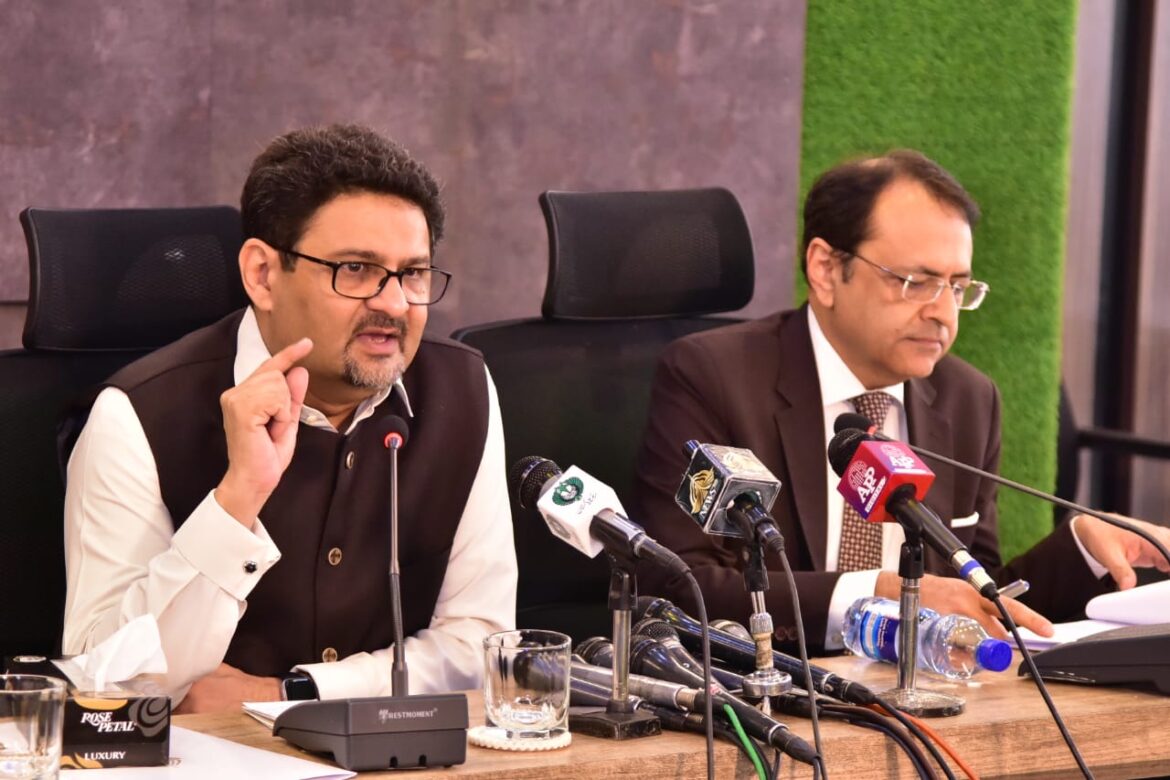 FBR gearing to sniff out tax non-filers