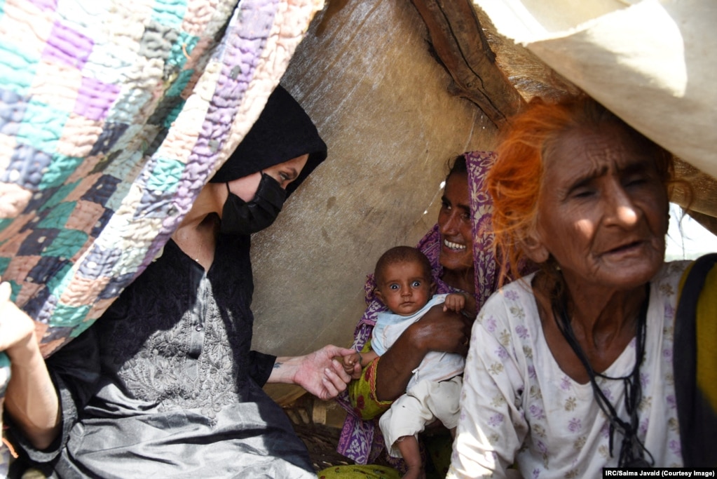 “Never seen anything like” flood devastation in Pakistan: Angelina Jolie