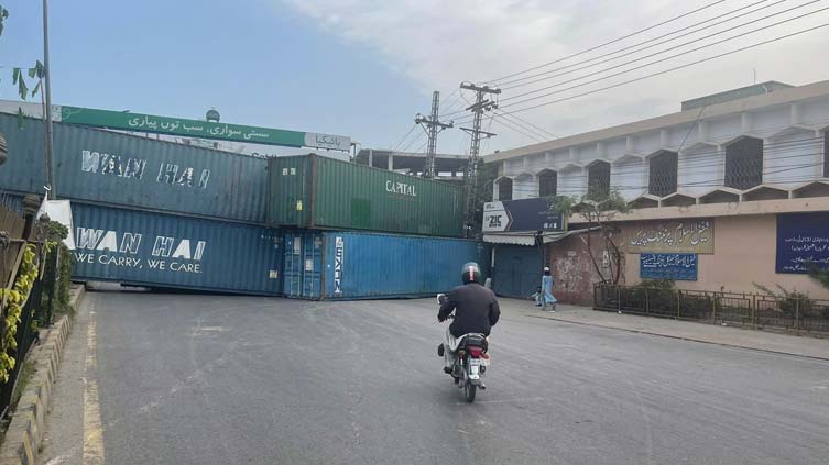 ECC approves Rs410.181mn to deal with PTI’s ‘Azadi March’ in Islamabad