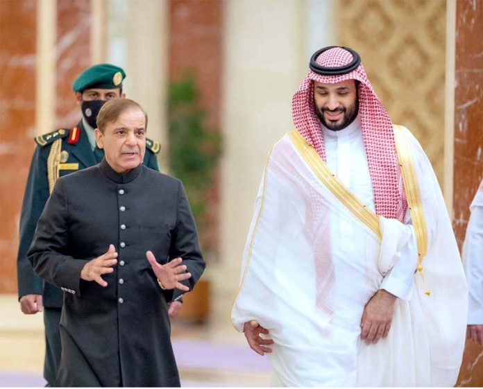 Sharif visits Saudi Arabia to thank Kingdom for defusing India tensions
