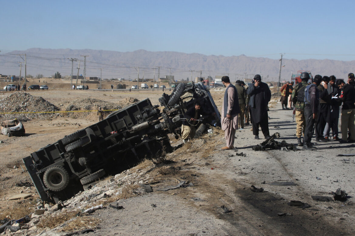 TTP suicide bomber kills four, wounds at least 26 in southwestern Pakistan