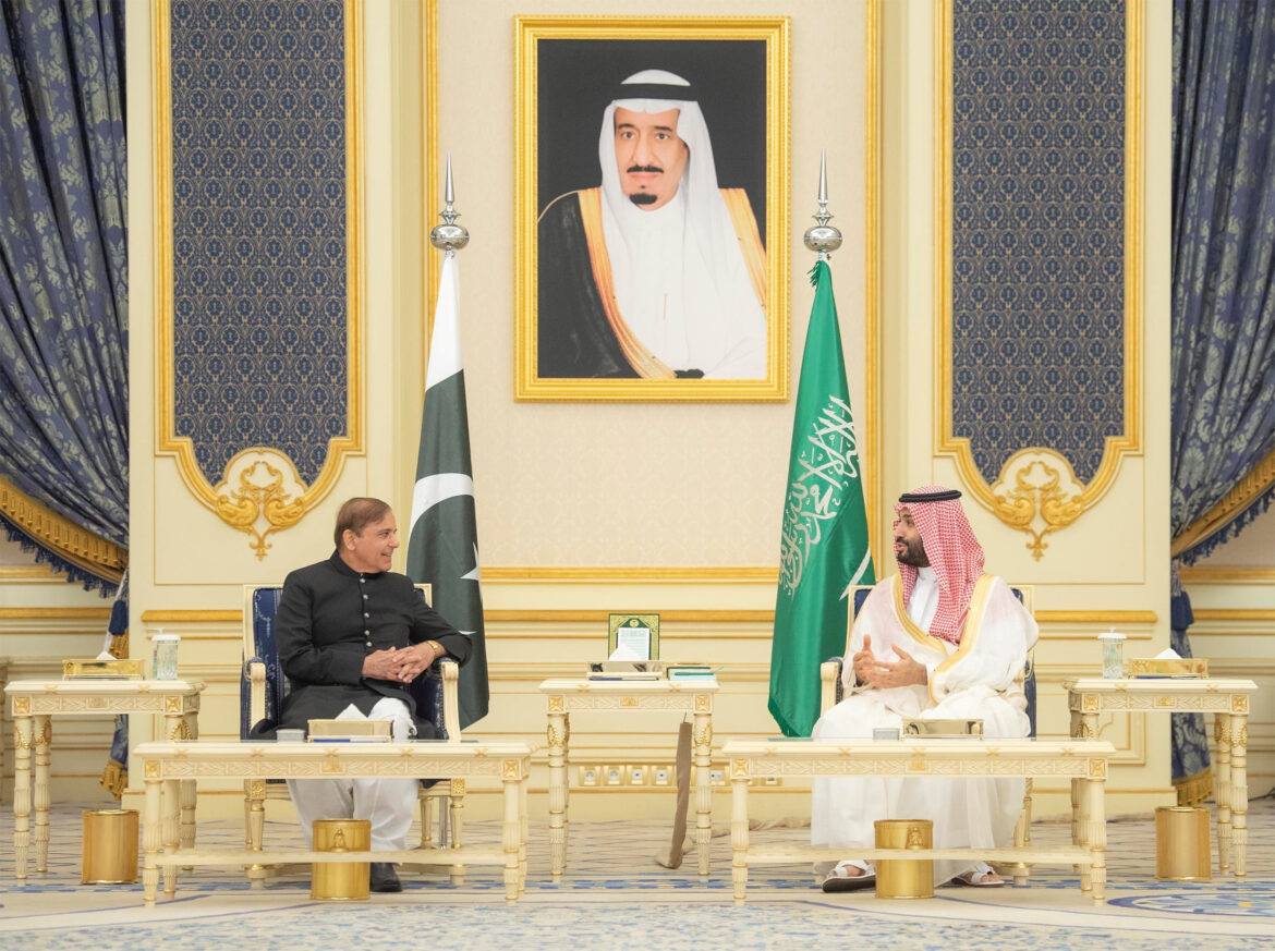 Saudi Arabia extends $3bln deposit term to Pakistan