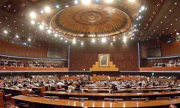 Senate adopts bill to curtail powers of Chief Justice