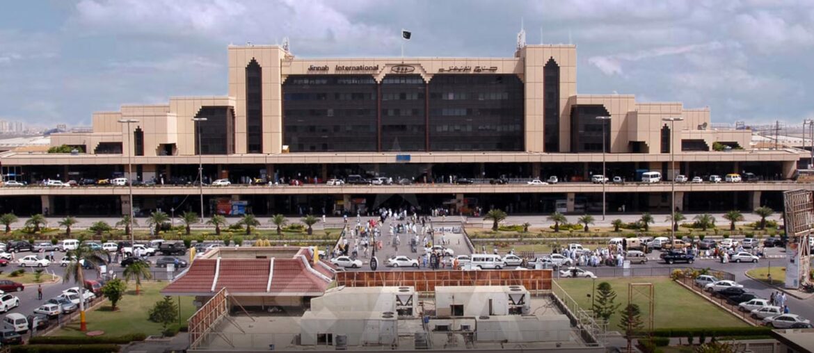 Pakistan picks IFC as adviser for airports outsourcing