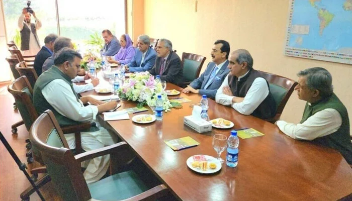 PDM, PTI agree to hold final talks on election date consensus on May 2