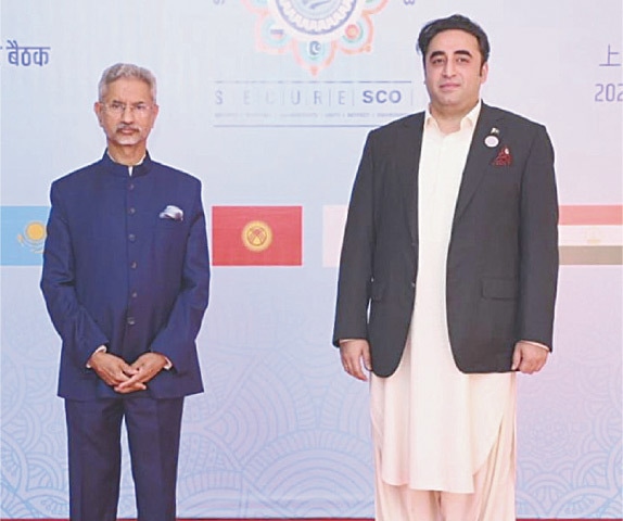 Handshake snub: India-Pakistan tension on display at SCO conference