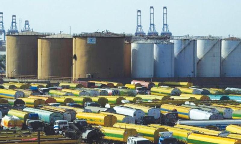 Oil sales plunge by half in April amid economic slowdown, smuggled Iranian products