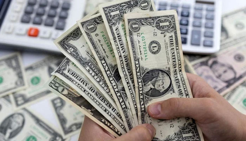 Pakistan to raise $2bn in bonds amid IMF uncertainty
