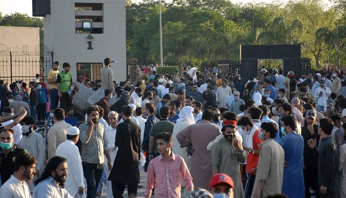 Inquiry launched into May 9 attacks on military over Khan’s arrest