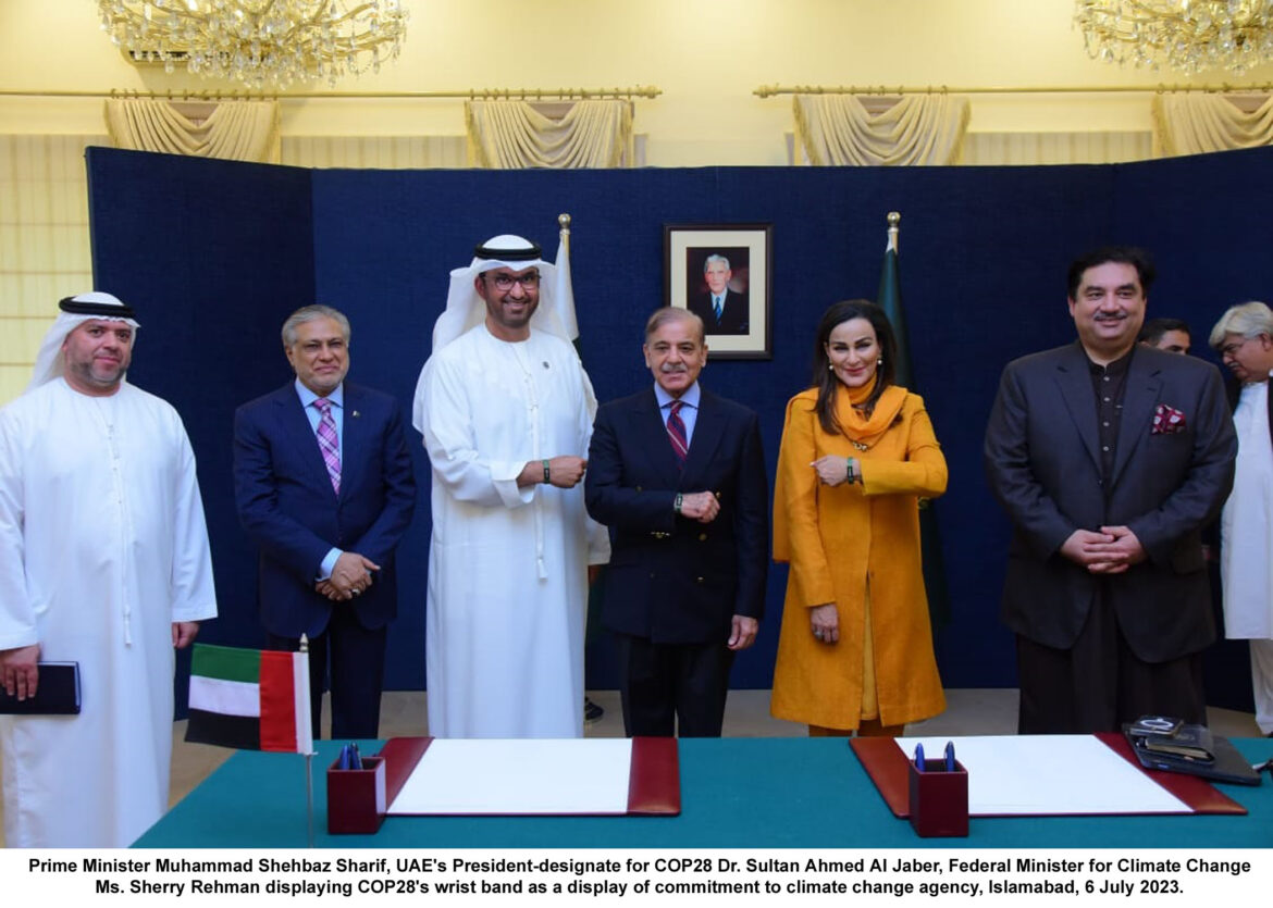 UAE eyes renewable energy investment in Pakistan, offers oil and gas supplies