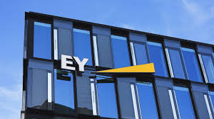 Pakistan taps Ernst & Young to lead PIA sale by January 2024