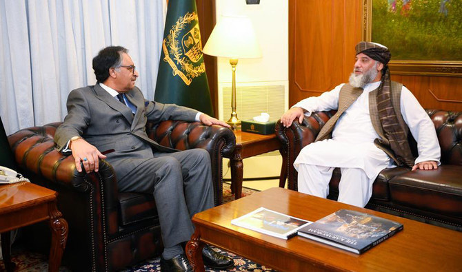 Pakistan and Afghanistan discuss trade and assets amid deportation row