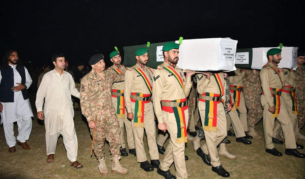 Four soldiers, including officer, killed in clash with militants near Afghan border