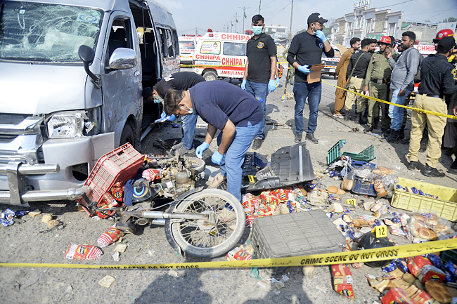 Japanese nationals safe, one security guard dead in Karachi suicide attack