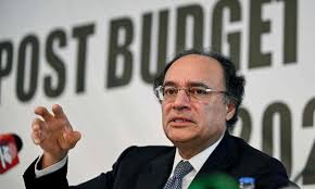 FM Aurangzeb says Pakistan on track for IMF loan deal in July