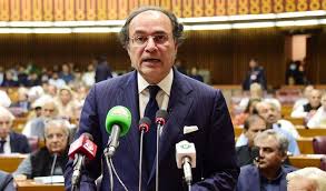Pakistan unveils budget aimed at securing IMF bailout