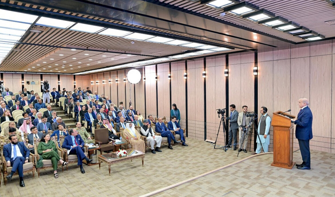 Pakistan to unveils plan to revive economy over five years