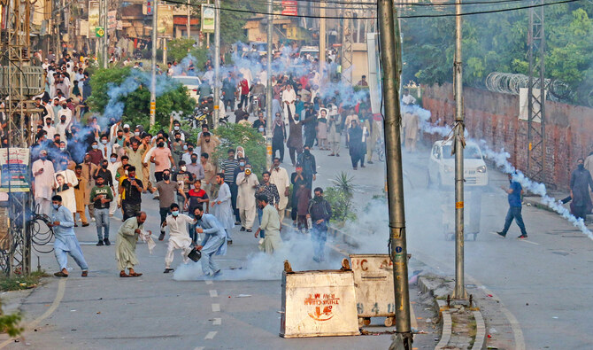 Police, PTI supporters clash; Rawalpindi protest called off