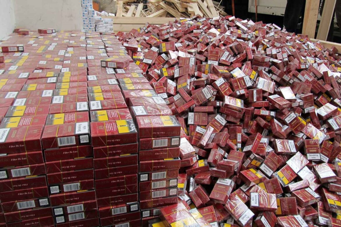 Cigarette smuggling chokes Pakistan’s coffers