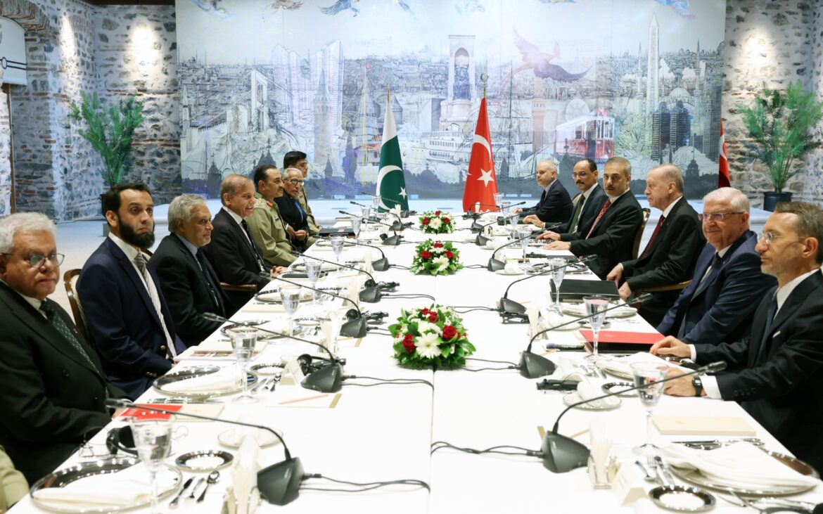Sharif, Erdogan reaffirm ties, discuss India clash in Ankara talks