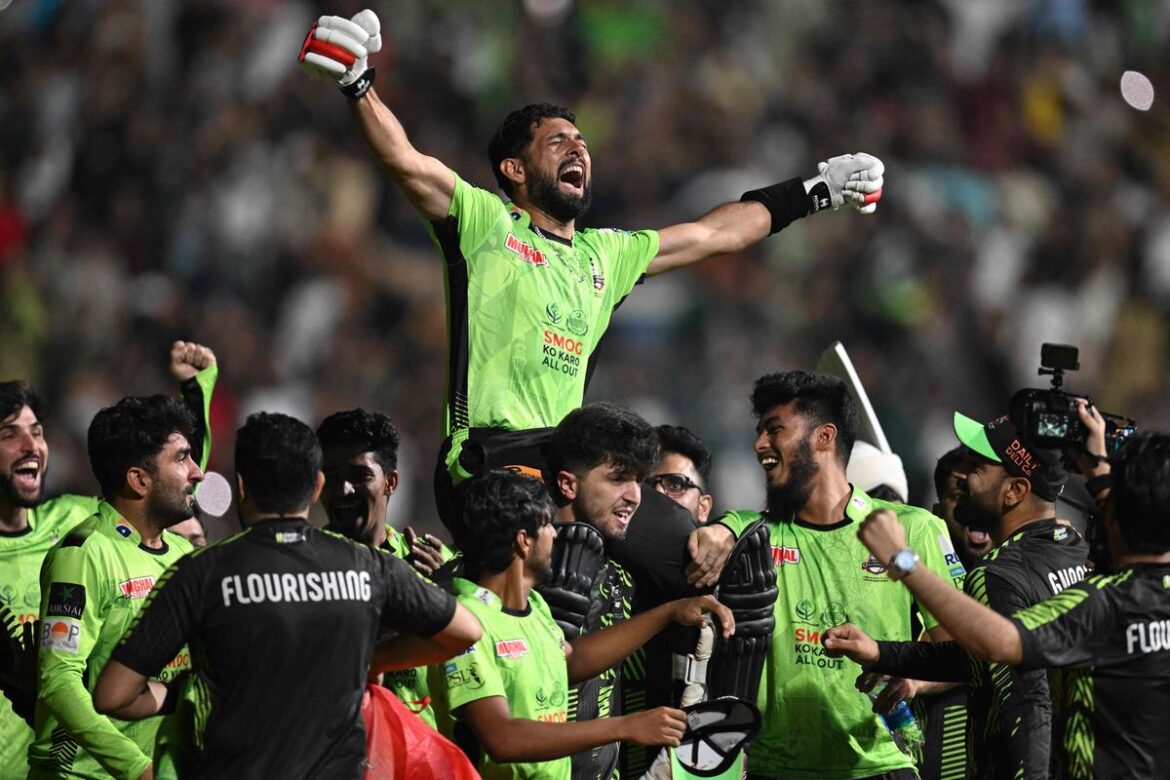 Qalandars steal PSL glory in jaw-dropping final-over thriller