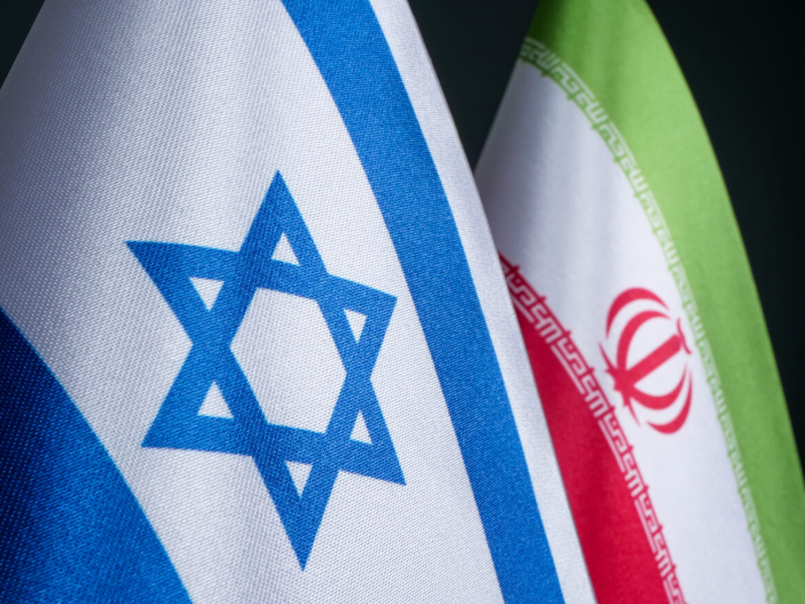 Pakistan condemns Israeli strikes on Iran, issues travel advisory