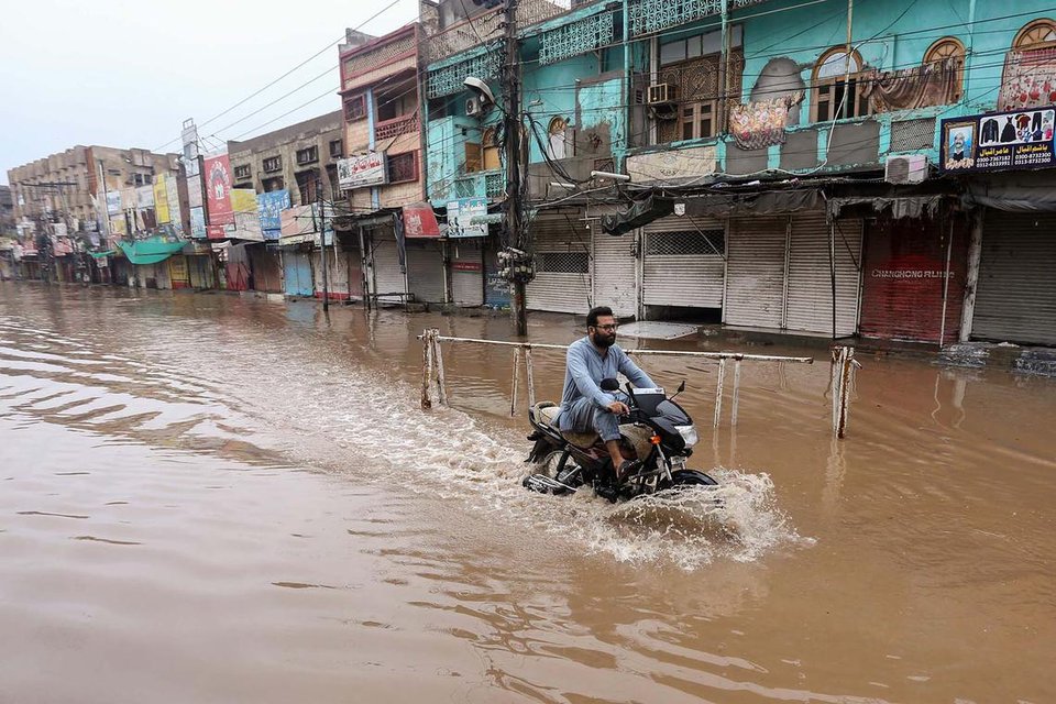 Heavy rains in Pakistan leave at least 31 dead, dozens injured as flood warnings persist