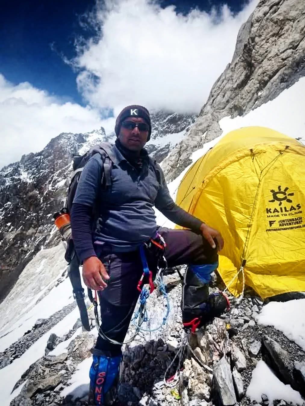 Pakistani mountaineer killed in avalanche on K2