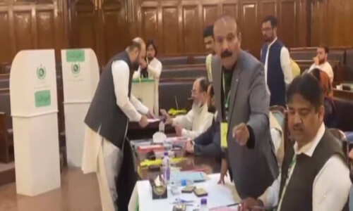 KP treasury, opposition split Senate seats 6-5 after power‑sharing deal