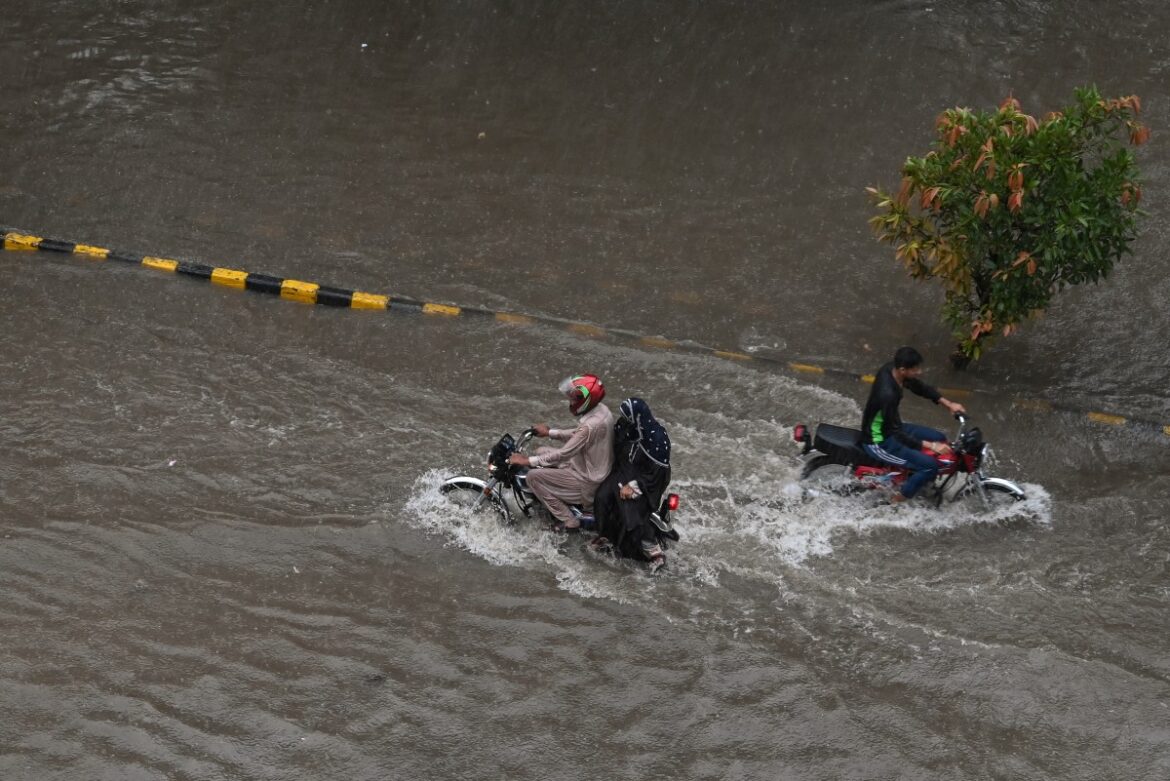 Pakistan confronts ‘dual threat’ of flooding as monsoon rains intensify