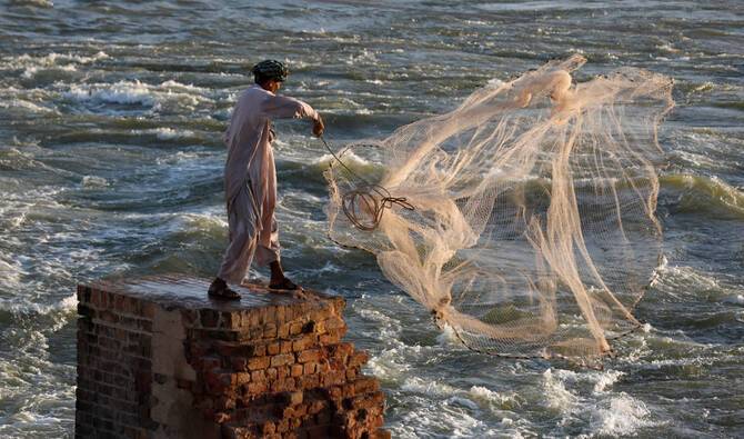 Pakistan announces Rs3 billion aquaculture park to boost blue economy
