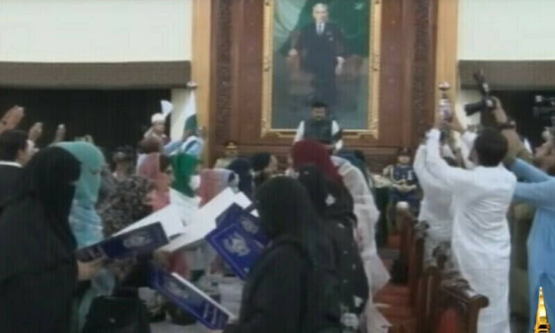 Swearing-in of opposition lawmakers in KP sets stage for contentious Senate elections