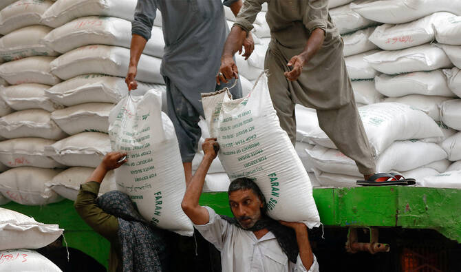 Pakistan battles sugar crisis amid surplus claims and market manipulation