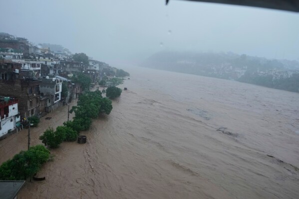 New flood alert issued in Punjab as rivers swell from heavy rains and upstream releases