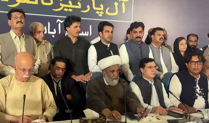 Opposition pushes for truth commission to confront constitutional violations