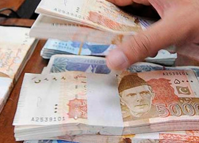 FBR hints at instalment recovery of Rs217 billion super tax arrears