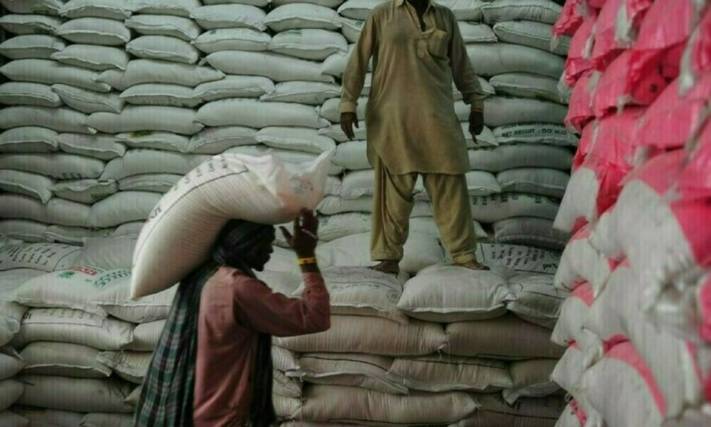 Pakistan issues new 100,000 tons sugar import tender to ease soaring prices after failed bids