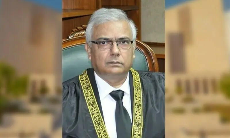 Top court faults army law on civilians appeal rights, urges legislative fix