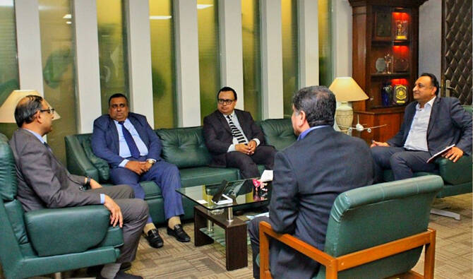 PIA mulls direct Dhaka flights after high-level contacts with Bangladesh