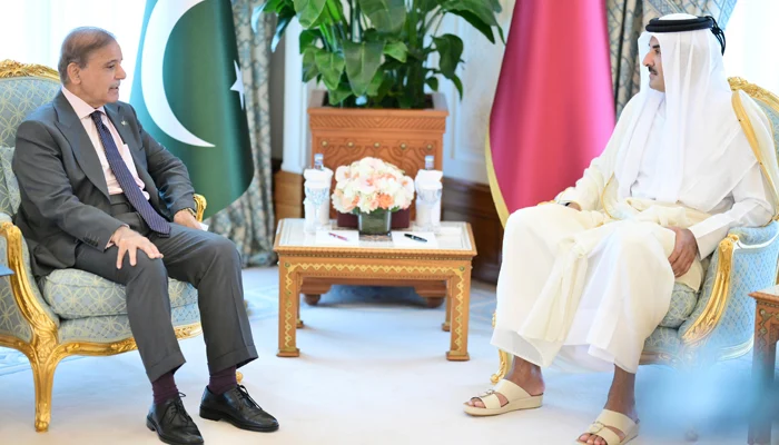 PM Sharif meets Qatar’s emir after Israeli airstrike, calls for Muslim unity