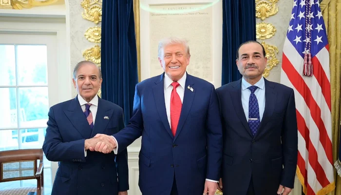 UPDATED: Trump meets Sharif, Munir in Oval Office as US-Pakistan ties deepen