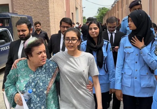 Police raid ex-minister Mazari’s home seeking daughter, son-in-law after IHC protest