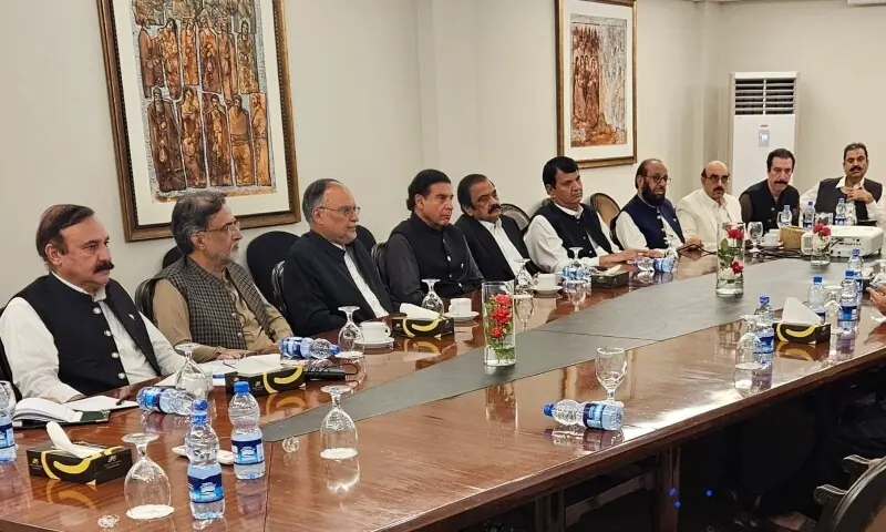 Second round of negotiations launched in AJK to defuse protests, strike continues