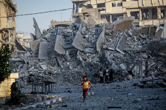 Pakistan condemns renewed Israeli strikes that killed over 100 in Gaza