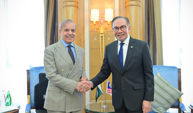 PM Sharif presses Kabul to dismantle terror networks in call with Malaysia’s Anwar