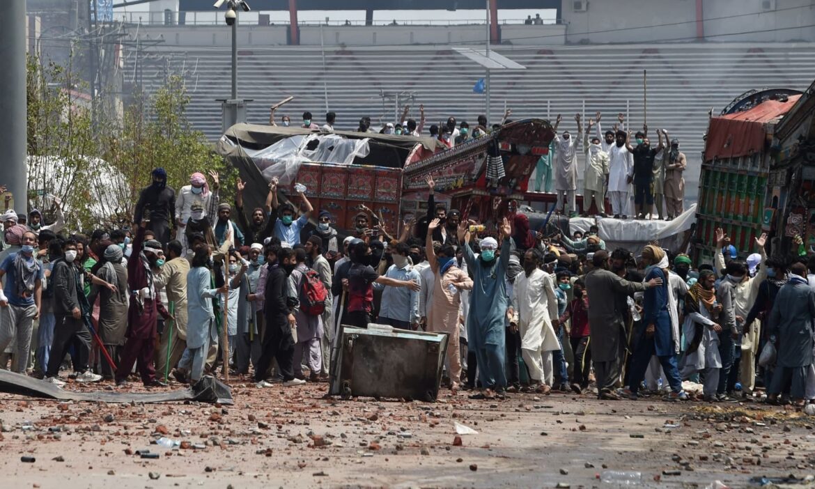 Pakistan outlaws far-right TLP party, reviving 2021 ban over “terrorist activities”