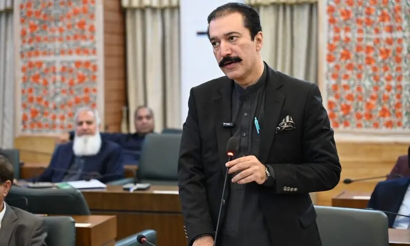 Fourth AJK PM in four years as Haq ousted, Rathore elected